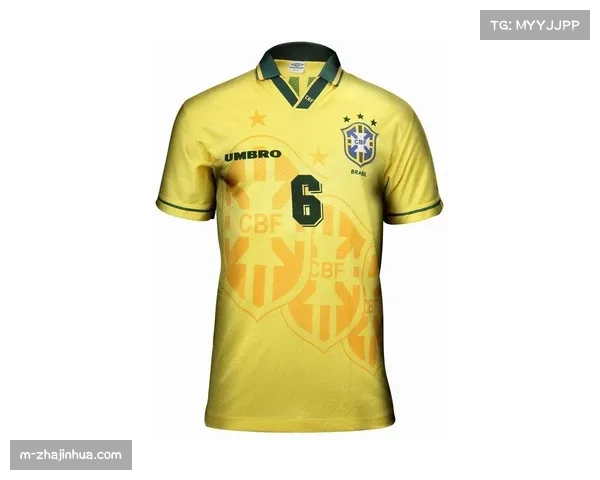 女性球衣设计突破传统剪裁 修身版型推动足球时尚多元化